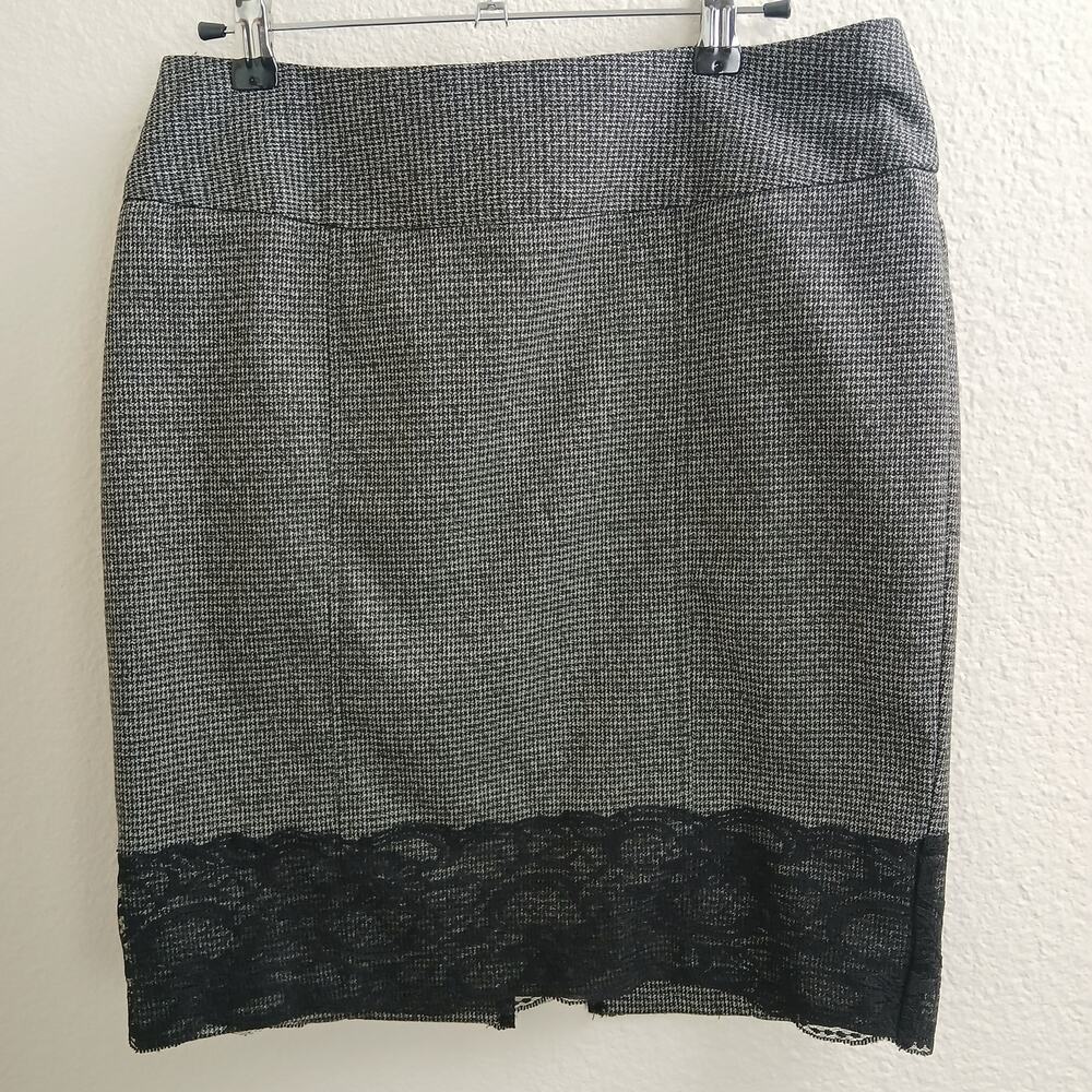 Maurices Lace Trim Pencil Skirt 7/8 black white houndstooth unlined business